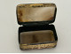 Small agate pillbox with gilt metal tassel, 19th century