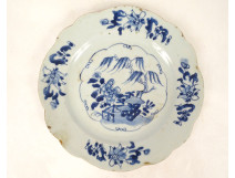 Chinese porcelain plate, East India Company, Kangxi tree landscape, 18th century