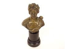 Small bronze sculpture of a laurel-crowned antique woman's bust, allegory, 18th century