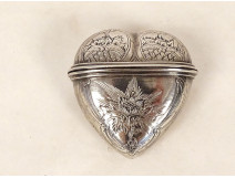 Small solid silver heart-shaped reliquary box for vinaigrette, 17.37g, 19th century