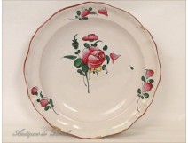 Earthenware plate of St. Clement&#39;s 18th Islettes Flowers