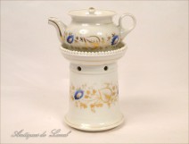 Porcelain tea-maker of Paris Napoleon III nineteenth