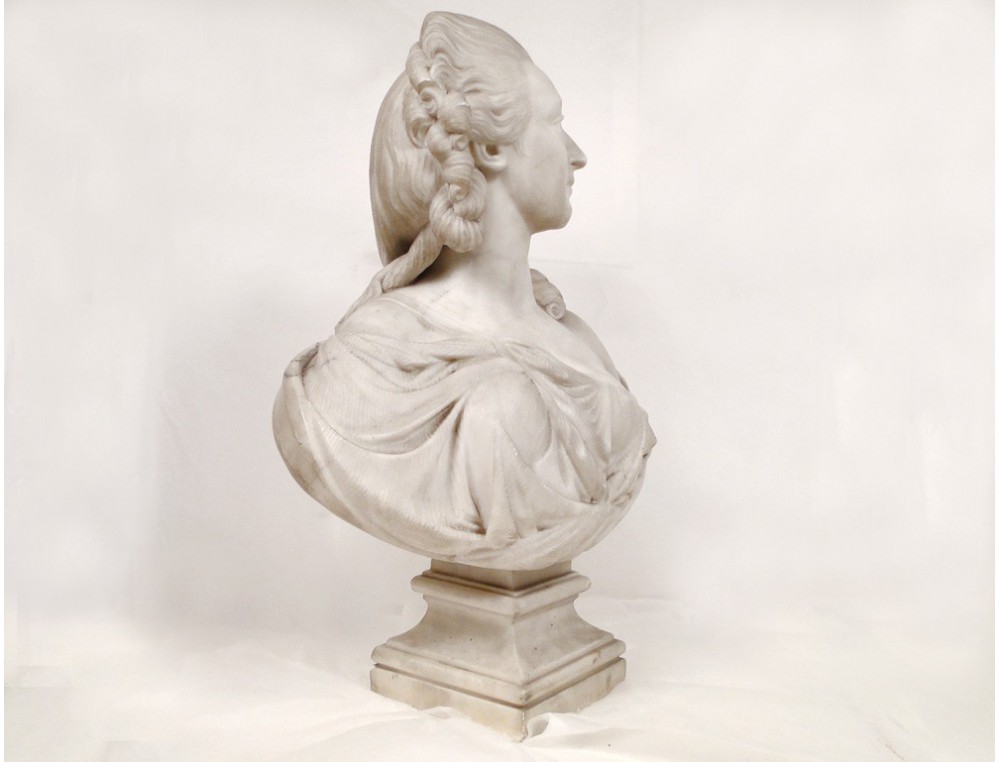 Big bust sculpture woman Madame du Barry, Carrara marble, Augustin Pajou,  18th