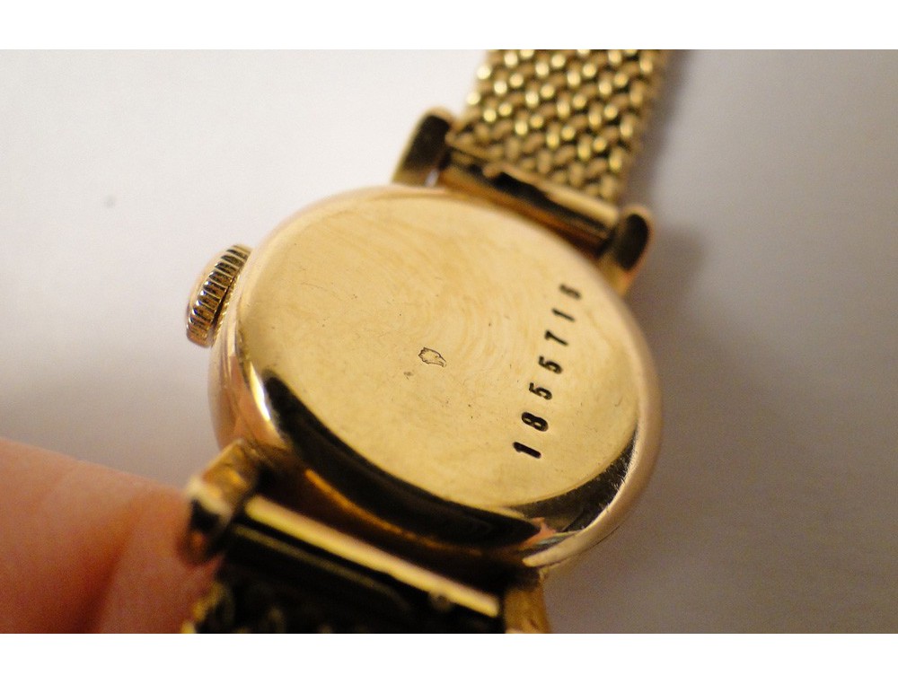 Montre bracelet de femme en or massif 18 carats Eterna matic suisse 33 9 gr XXe