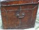 Studded leather trunk trunk trunk antique bronze phoenix seventeenth century coffer