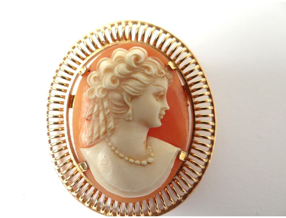 Boche XIXe camée sculpté haut relief portrait profil de jeune femme