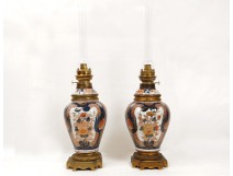 Pair Japan Imari porcelain oil lamps chrysanthemum flowers gilding nineteenth