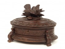 Box jewelry box carved Black Forest bird Napoleon III nineteenth