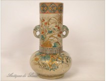 Japanese porcelain vase, XIX