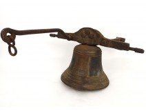 Cloche de propriété château bronze fer forgé fondeur Lechesne Le Mans XIXè