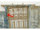 Fenêtre marocaine grille fer forgé bois peint Maroc Maghreb Atlas déco XXè