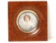 Miniature peinte portrait jeune femme élégante Bonnal de Noreuil XXè siècle