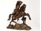 Grande sculpture bronze roi Saint-Louis cheval épée fleurs lys couronne 19è