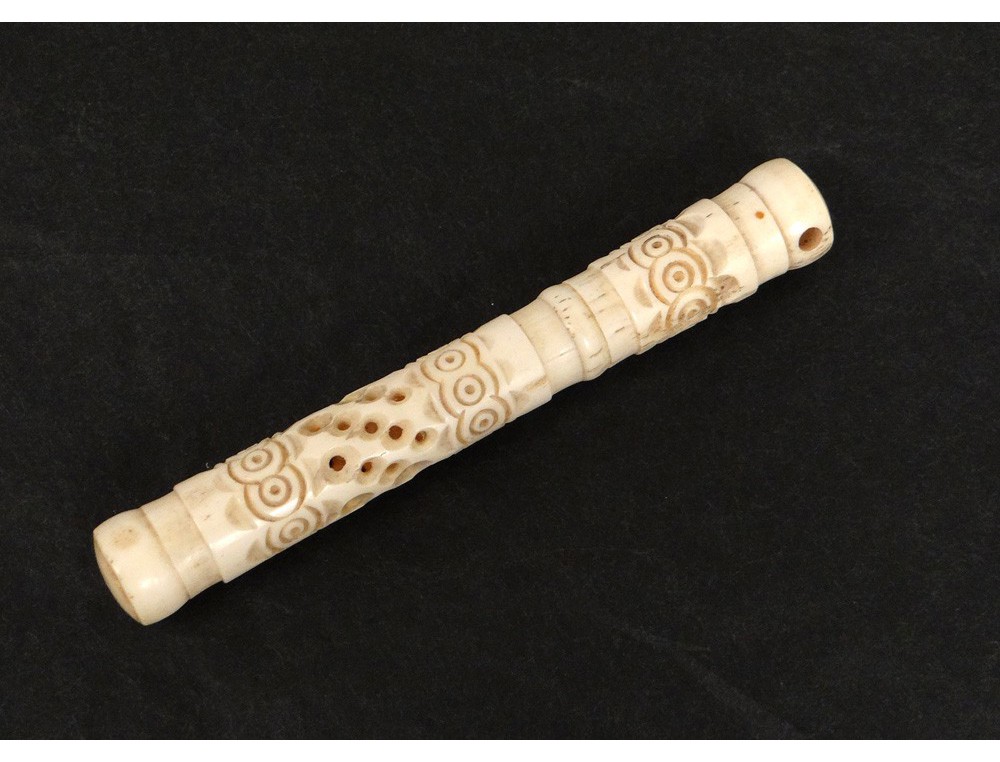 Ancien étui à Aiguilles En Os De Bovin - Couture - Blanc Cassé 9,5 Cm