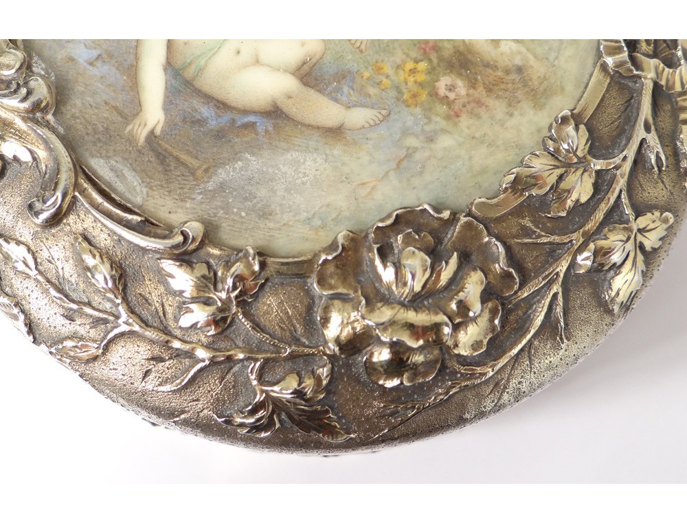 Round Box Miniature Silver Gilt Cherubs Putti Flowers Art Nouveau Xixth