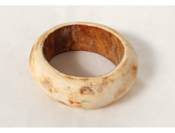 190039s African Ivory Bracelet