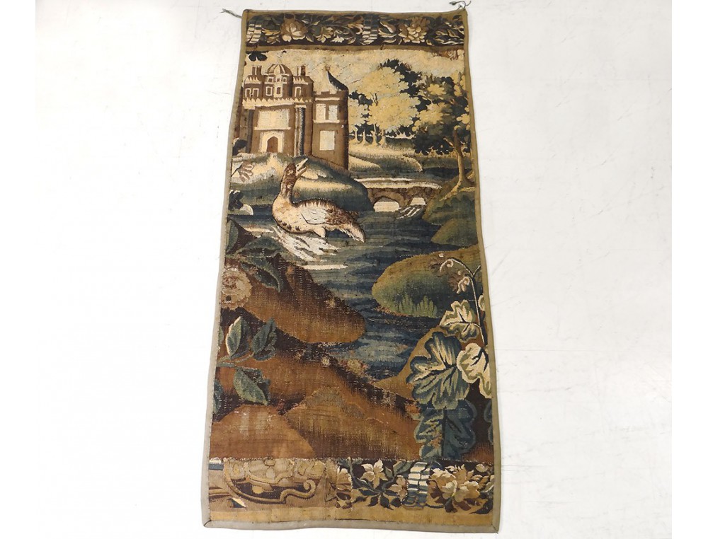 Oreiller Tapisserie Aubusson – Motif Oiseau, Velours Vert – Décor Champêtre