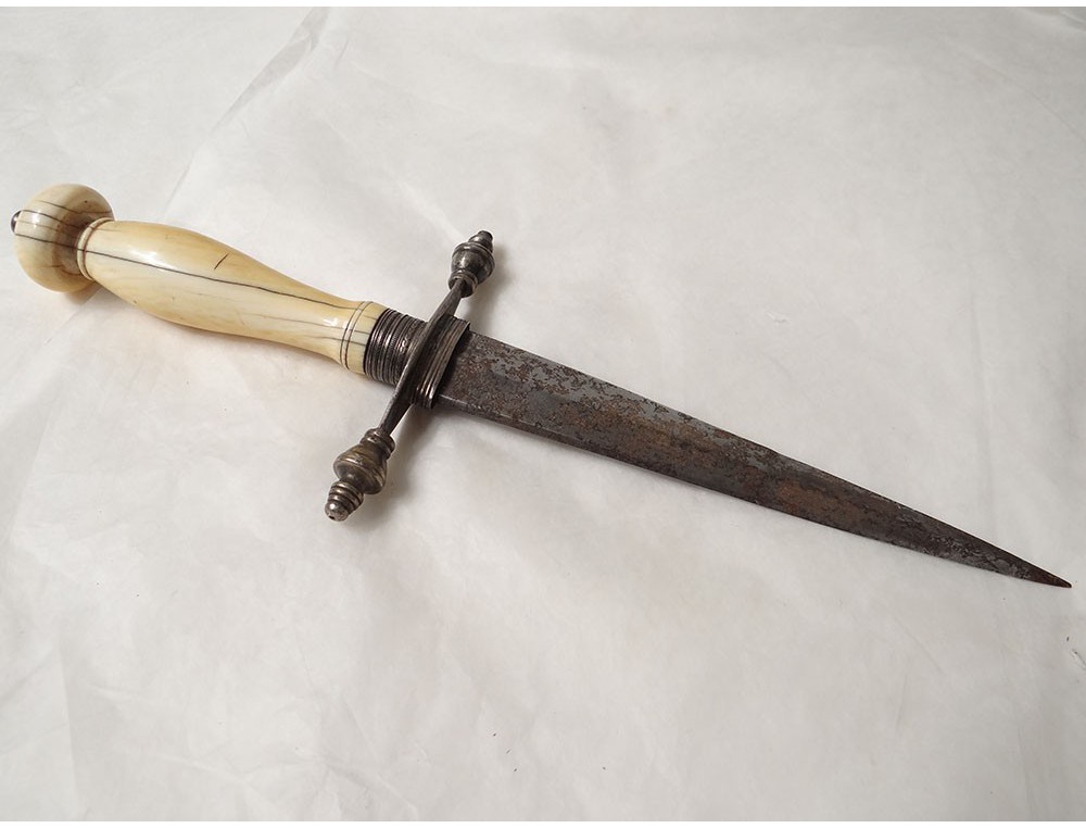 Dagger handle hunt ivory silver bronze century metal