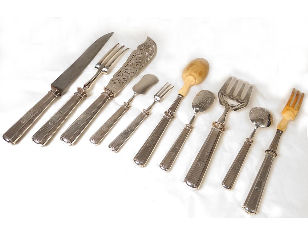 SERVICE À HORS-D'OEUVRE- XX éme Siècle ou XIX éme Siècle. EUR 20,00