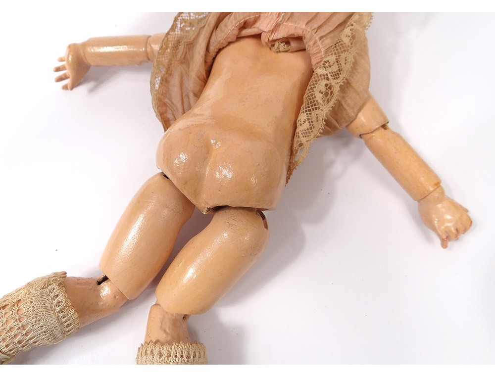 PETITE POUPÉE ANCIENNE porcelaine EUR 25,00 - FR