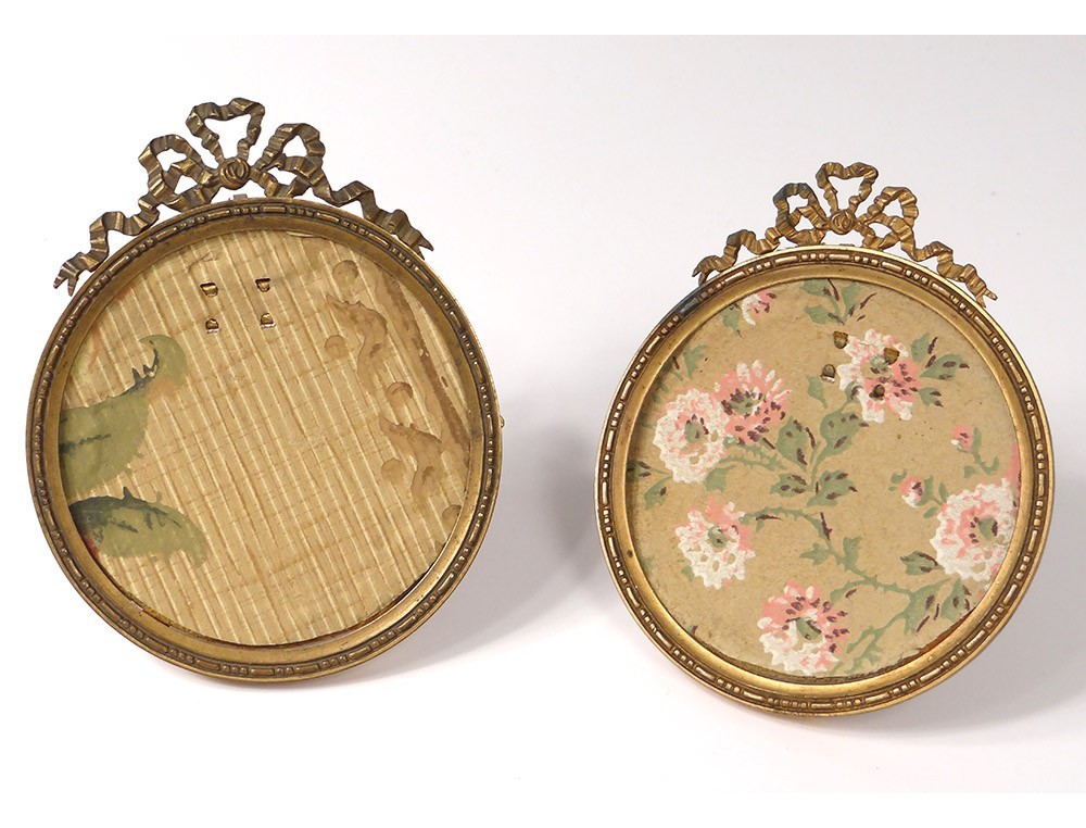 Pair Small Round Frames Louis Xvi Gilt Brass Napoleon Iii Nineteenth View Full Size Pair Small Round Frames