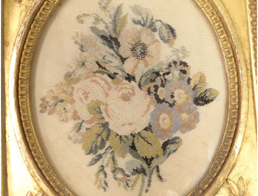 Ancienne Broderie Point De Croix - Bouquet De Fleurs - Cadre Bois Doré