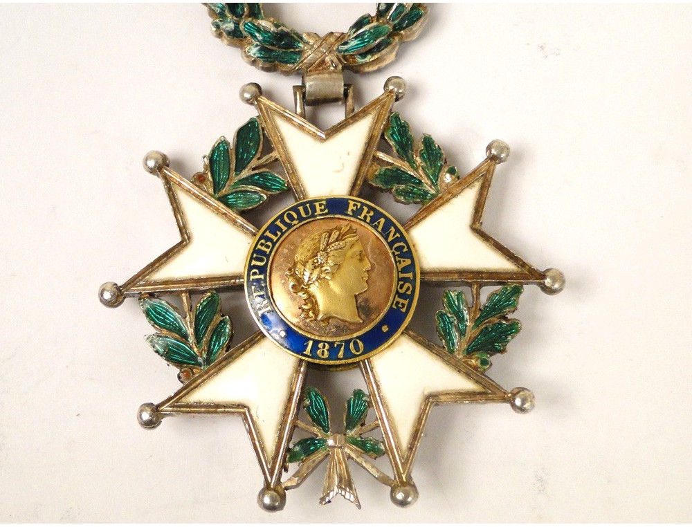 Médaille Légion D'honneur Officier - France, 1870, Or, Argent Et Diamant - Occasion En Bon état