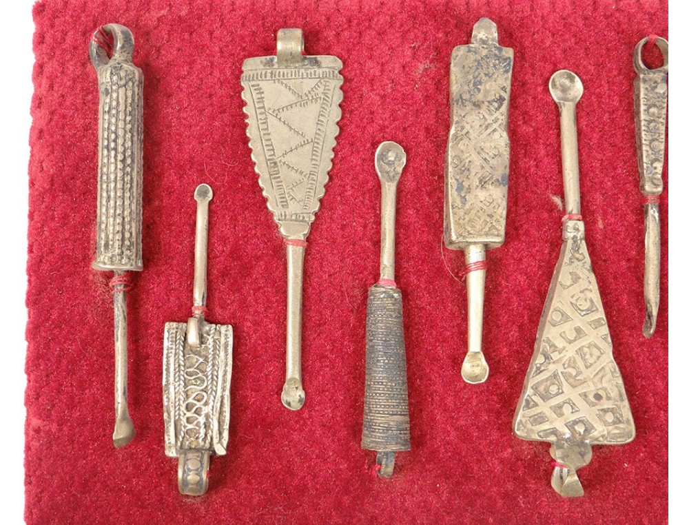 7 PETITES CUILLERES à MOKA Ou Thé ARGENT & CUILLERON VERMEIL MINERVE Patte Biche 113719
